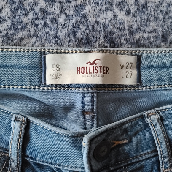 Hollister Jeggings. Denim Wash. 5 Short or W27, L27. - Picture 4 of 5